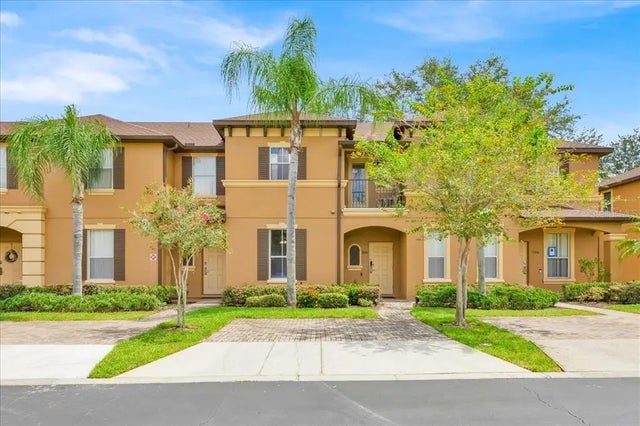 2214 Calabria Avenue, DAVENPORT