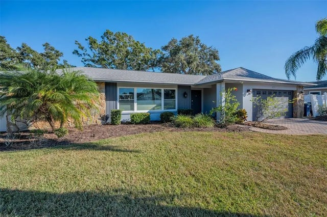 8793 Merrimoor Boulevard E, SEMINOLE