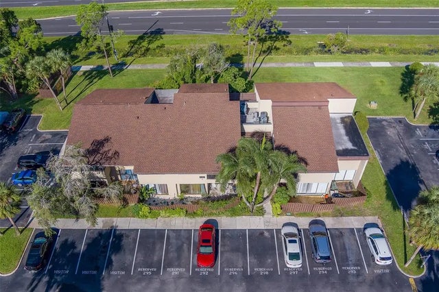 890 N Village Drive N 103, ST PETERSBURG
