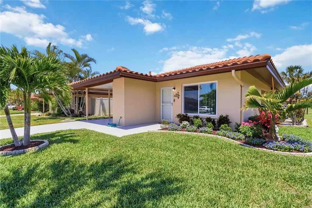 3303 Cambridge Avenue, BRADENTON