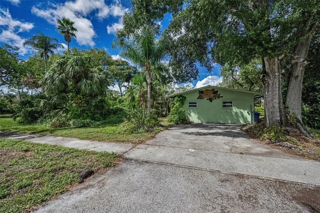 416 Woodward Avenue, OLDSMAR