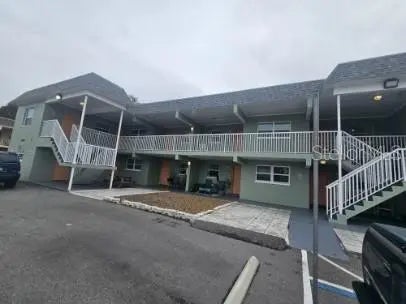 2035 Alpine Road 6, CLEARWATER