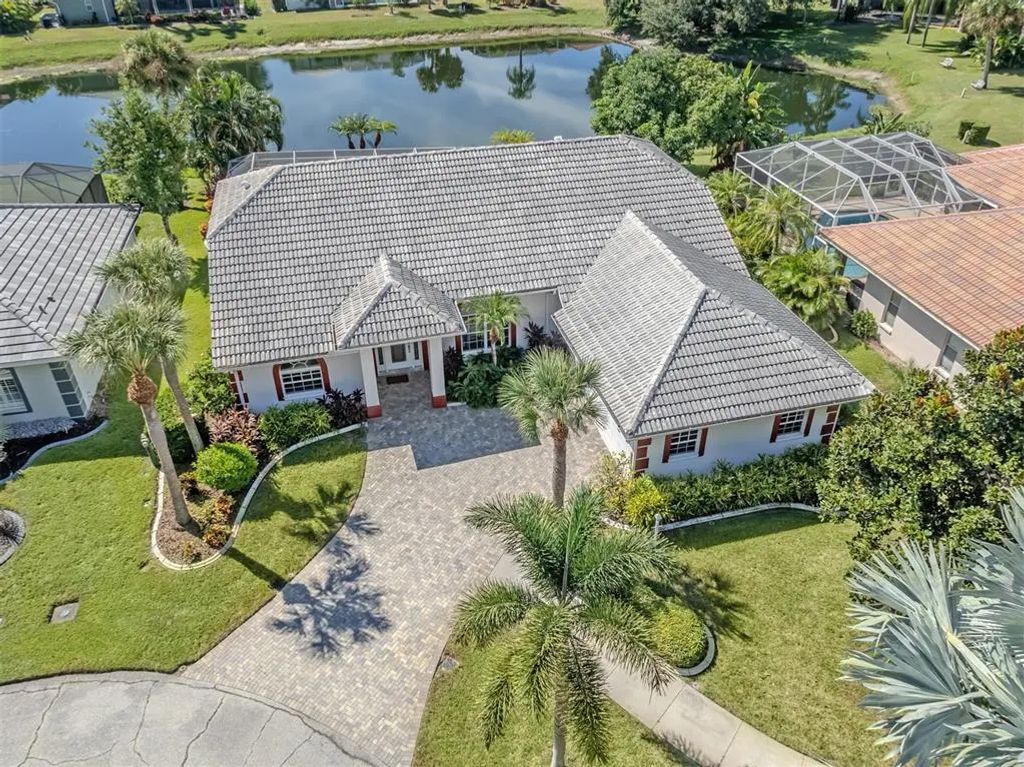 915 Ball Drive, NOKOMIS