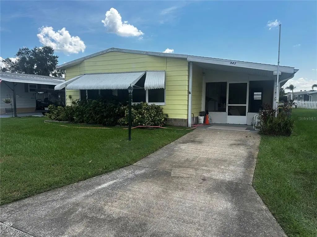943 Jacaranda Drive, BAREFOOT BAY