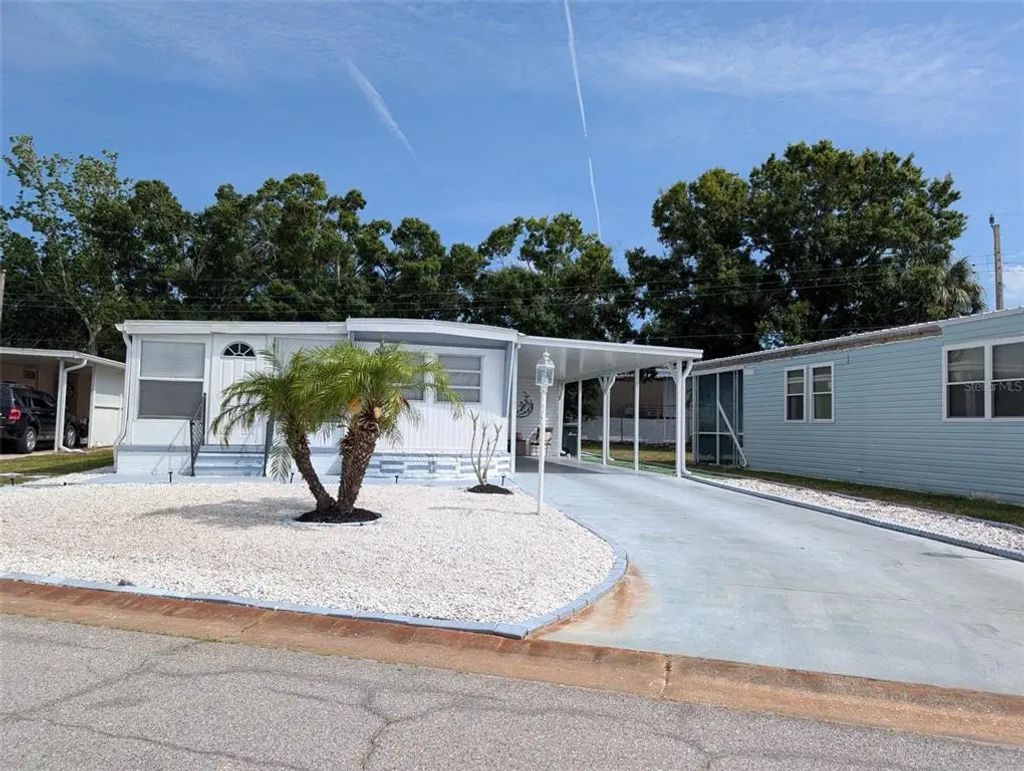 1702 Olympia Fields Street, SARASOTA