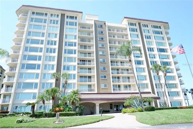 736 Island Way 404, CLEARWATER BEACH