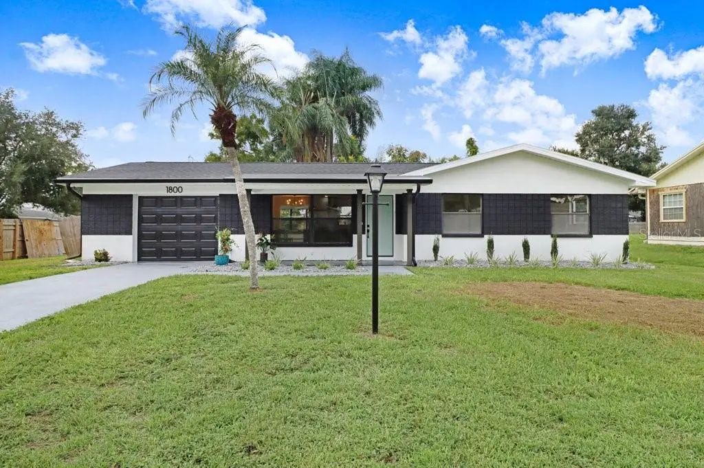 1800 Cardinal Drive, CLEARWATER