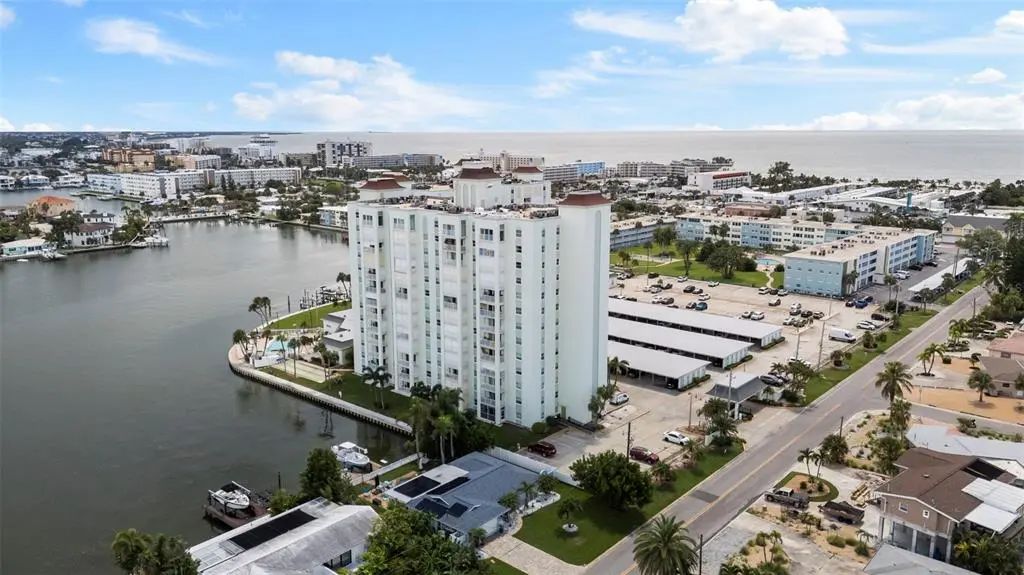 420 64th Avenue 102, ST PETE BEACH