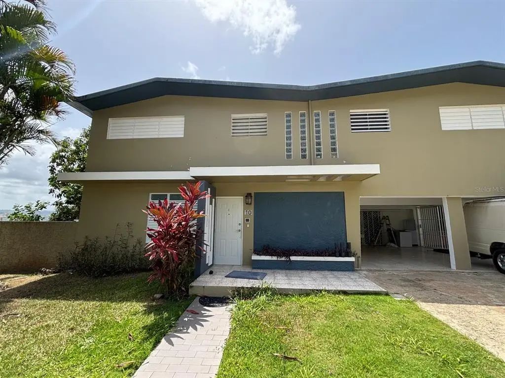 10 Urb El Retiro, HUMACAO