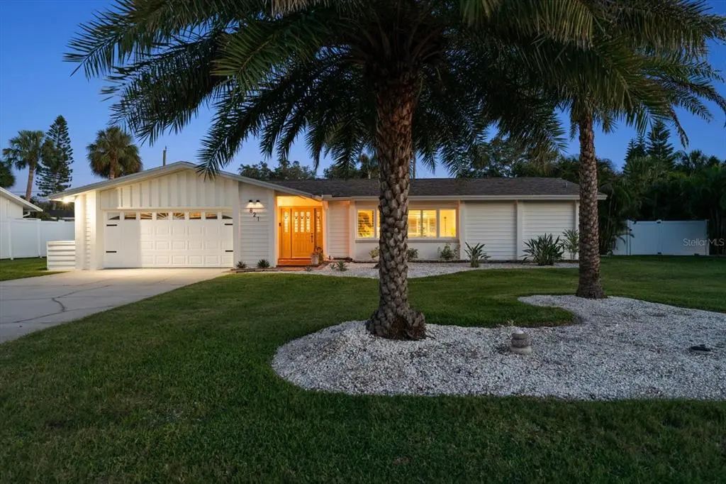 821 Jacaranda Drive, LARGO
