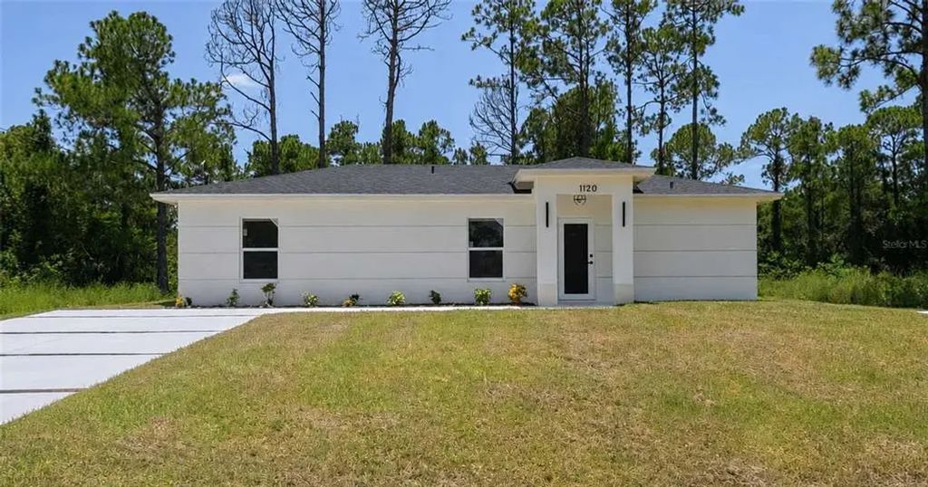 1120 Ravenswood Street E, LEHIGH ACRES
