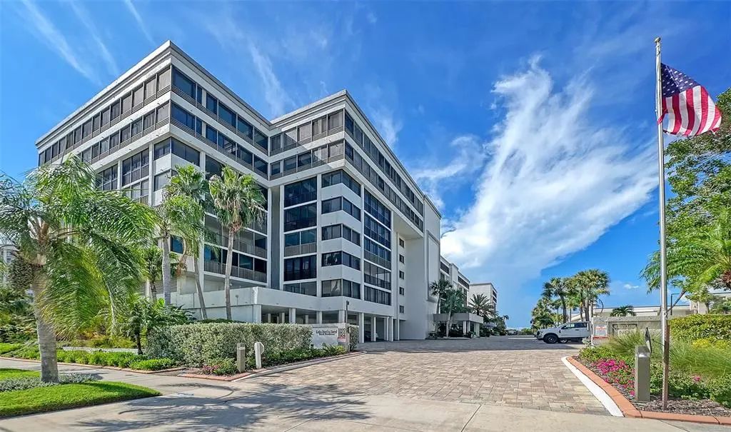 1102 Benjamin Franklin Drive 810, SARASOTA