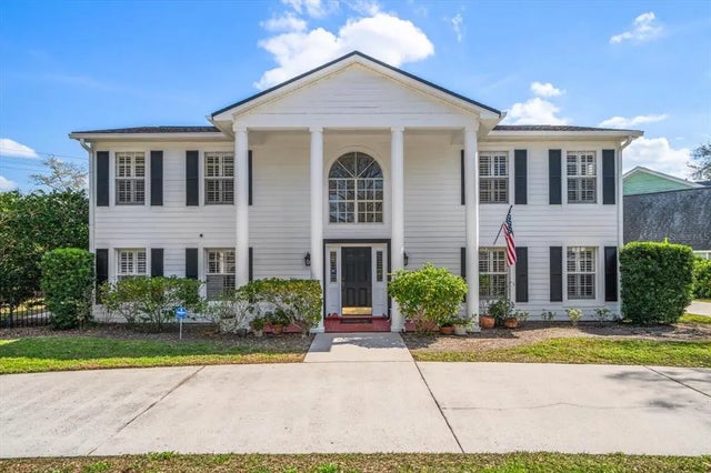 2102 S Fore Circle, TAMPA