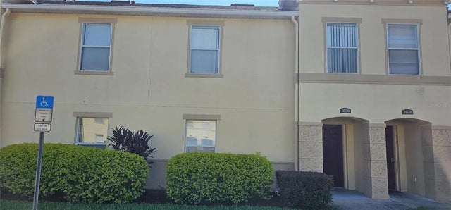 2836 Club Cortile Circle, KISSIMMEE