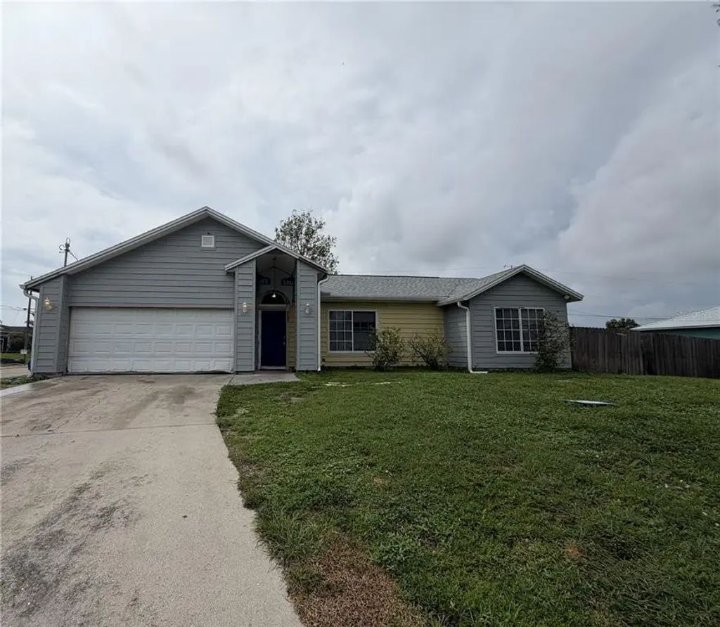 2602 22nd Place Ne, CAPE CORAL