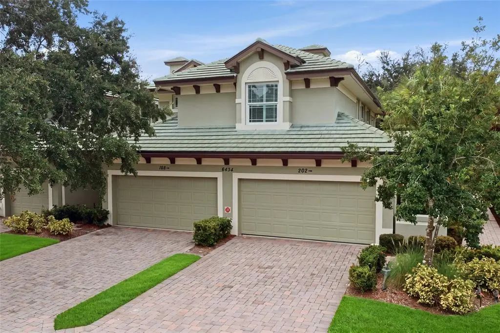 6434 Moorings Point Circle 102, LAKEWOOD RANCH