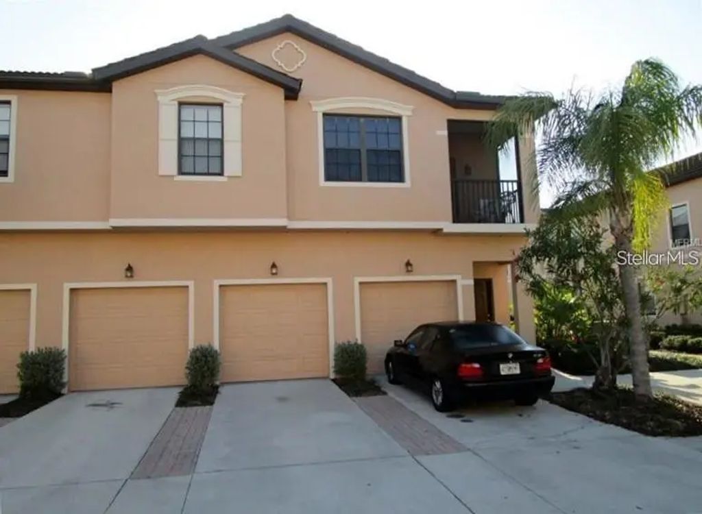 4213 Via Piedra Circle 8-104, SARASOTA