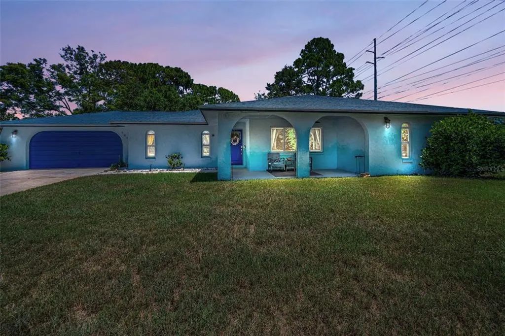 505 Whispering Oak Drive, TARPON SPRINGS