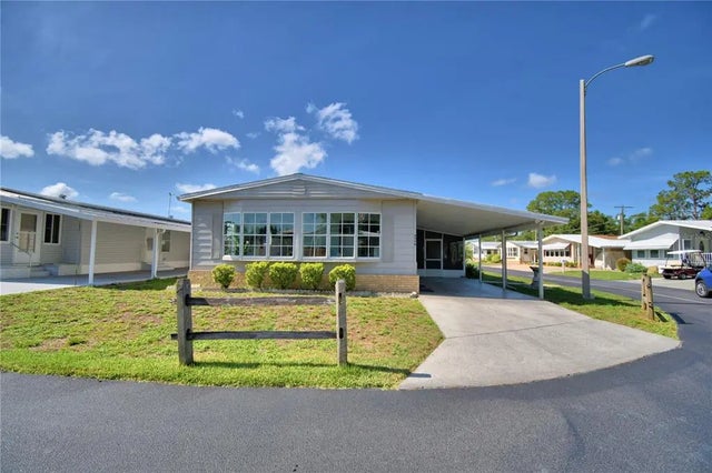 4090 Rolling Oaks Drive, WINTER HAVEN