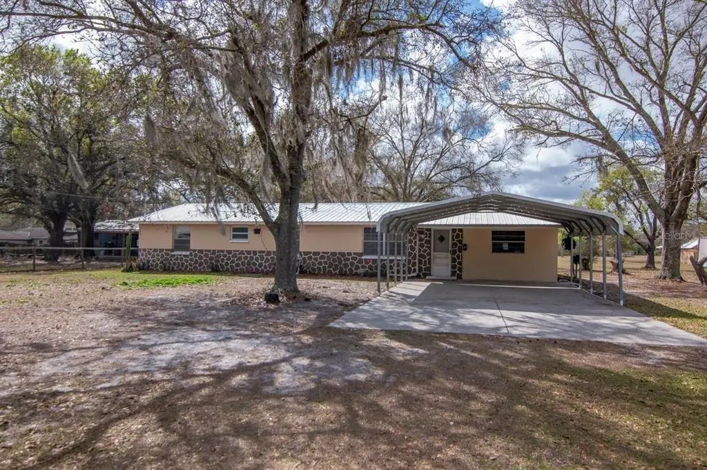 349 Old Welcome Road, LITHIA