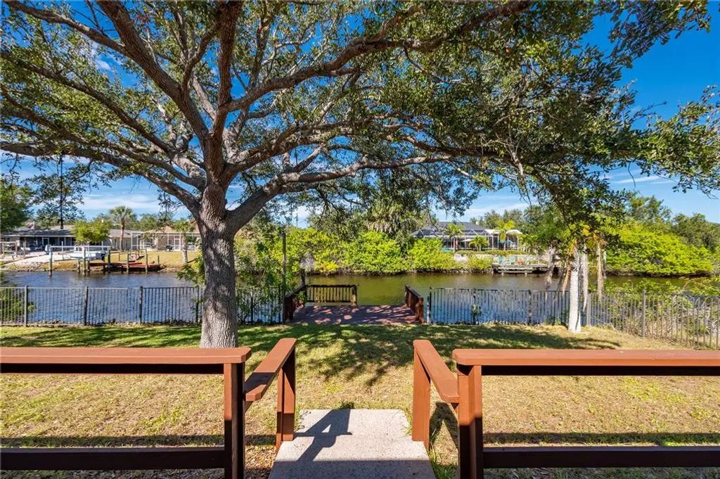 17356 Gulfspray Circle, PORT CHARLOTTE