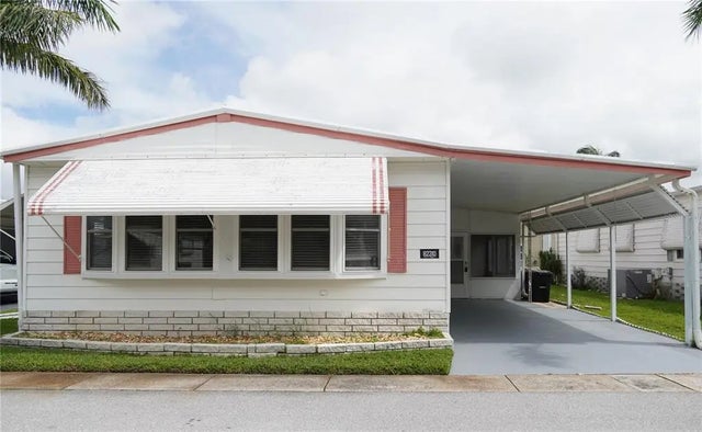 82310 1st Avenue N 310, PINELLAS PARK