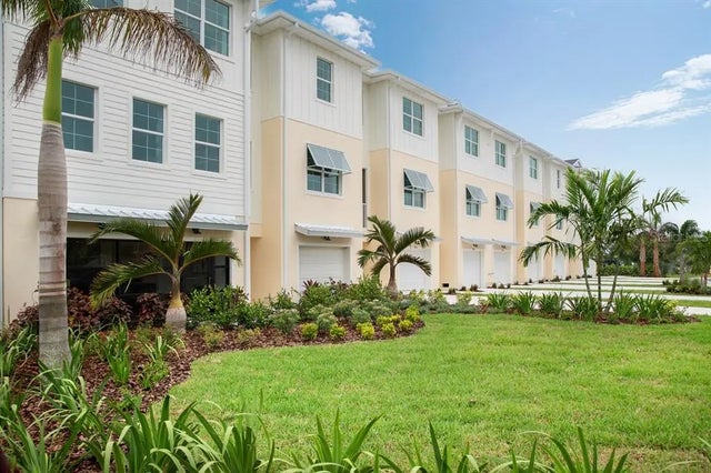 7382 Marathon Drive, SEMINOLE