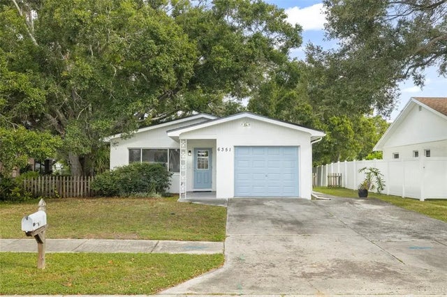 6351 68th Avenue N, PINELLAS PARK