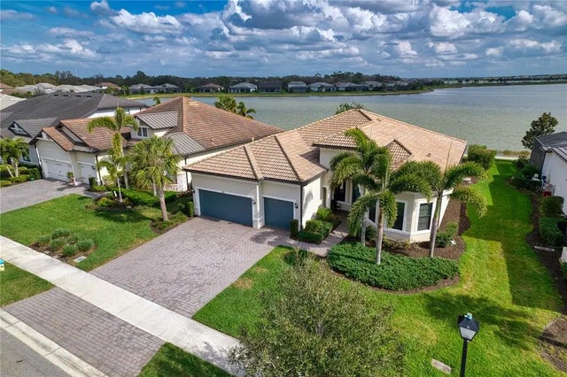 7760 Grande Shores Drive, SARASOTA