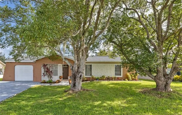 819 Nelson Drive, KISSIMMEE