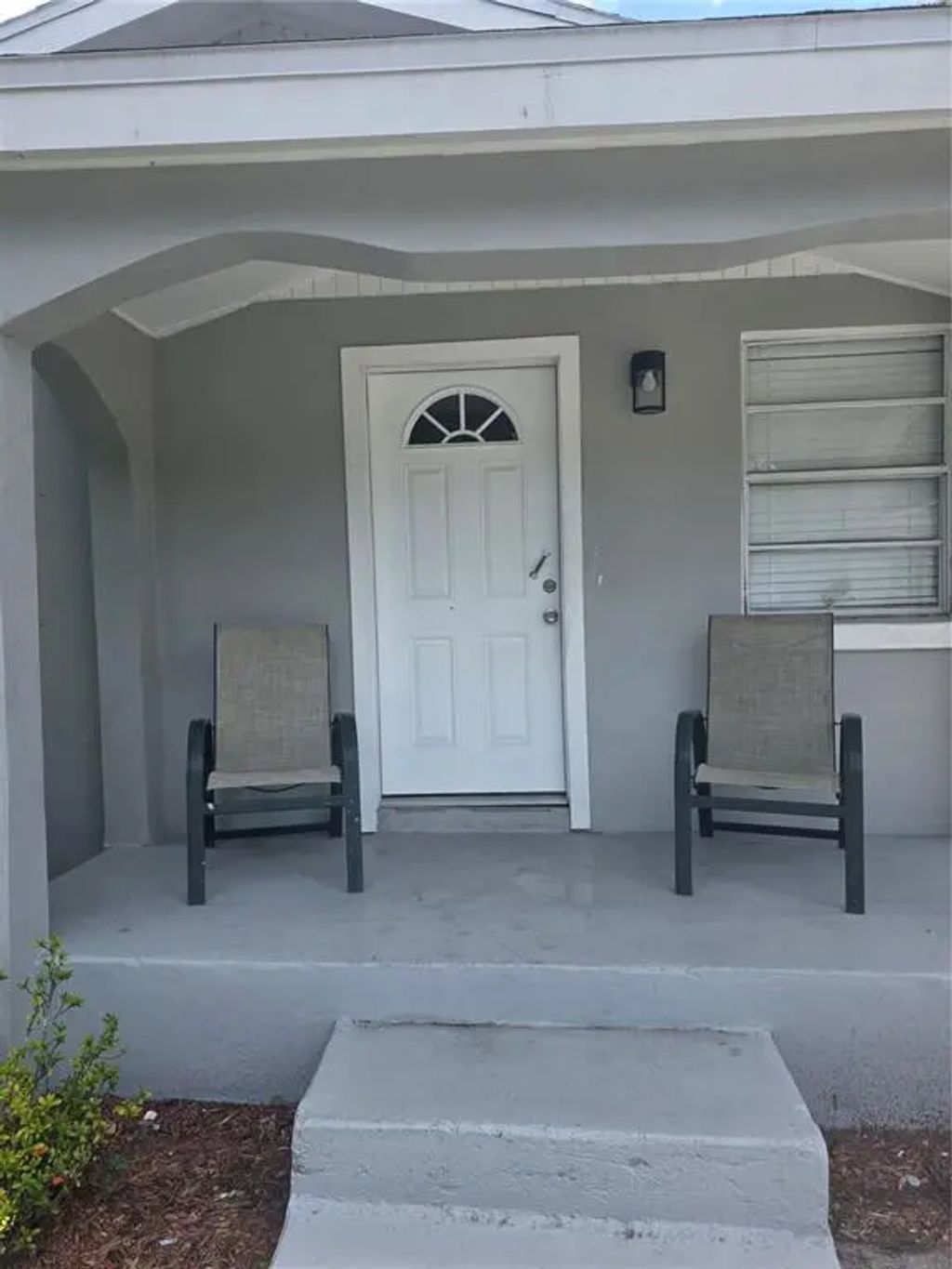 2619 E Chelsea Street, TAMPA