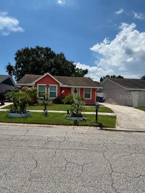 8512 Catalina Drive, TAMPA