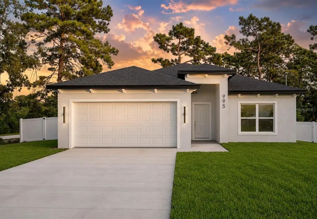 995 9th Avenue, DELAND