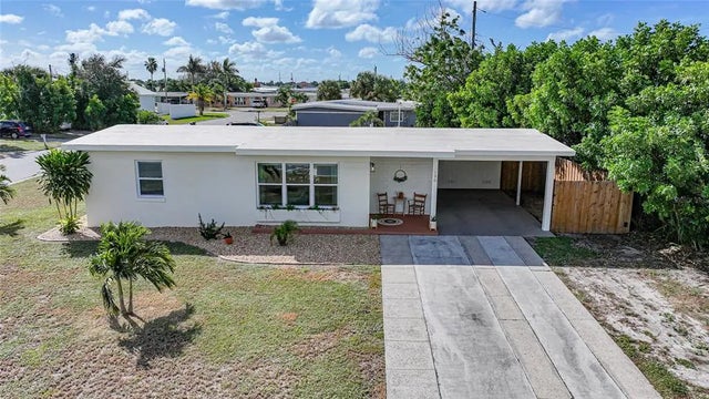 130 Palmetto Circle Ne, PORT CHARLOTTE