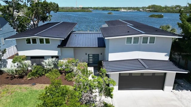 915 Bayshore Drive, TARPON SPRINGS