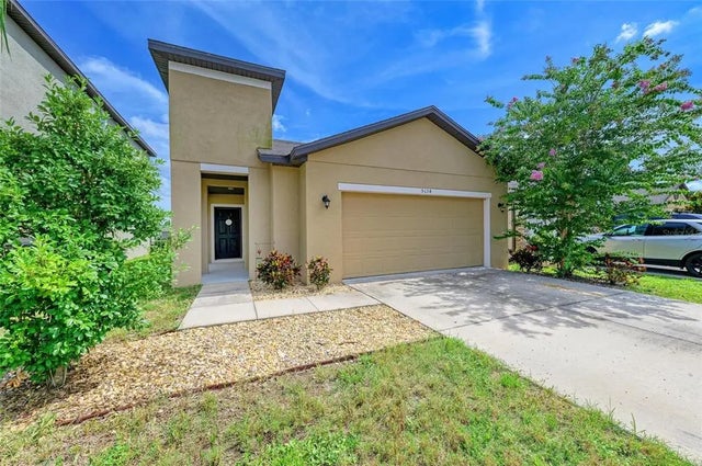 5134 Brickwood Rise Drive, WIMAUMA