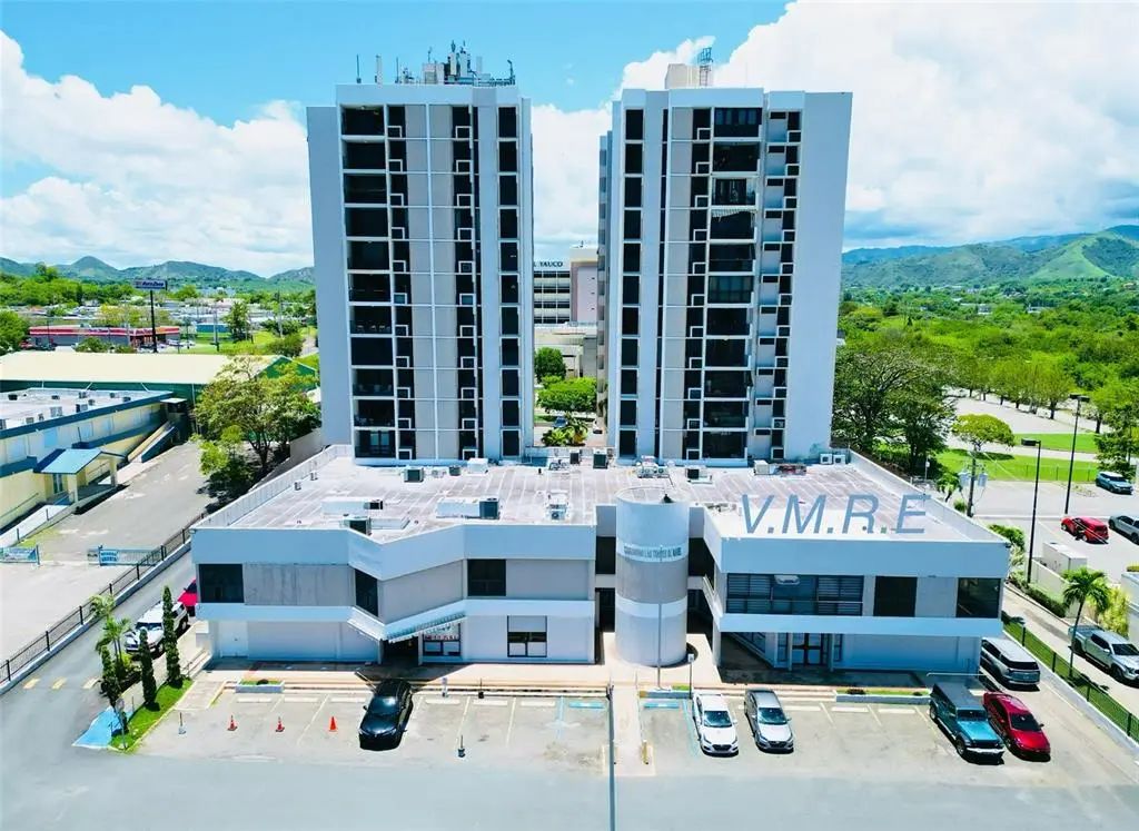 . Las Torres Navel 201-c, YAUCO