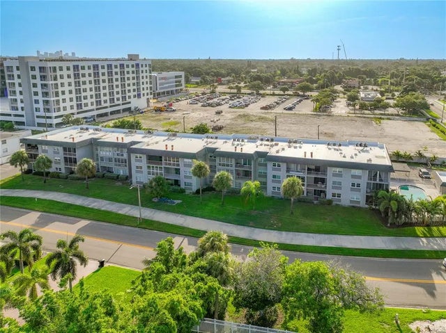 4500 37th Street S 8, ST PETERSBURG