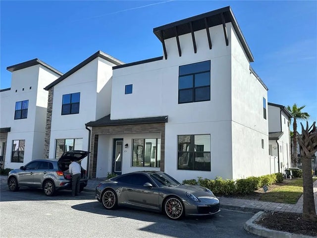 231 Villa Domani Circle 59, DAVENPORT