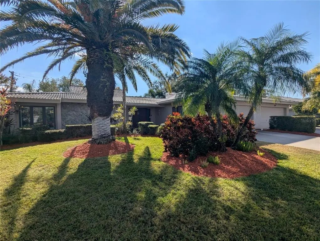 3890 Wilshire Circle 27, SARASOTA