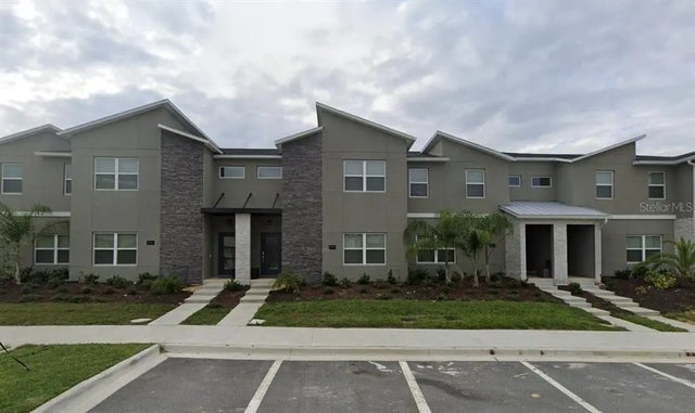 992 Leader Street, DAVENPORT
