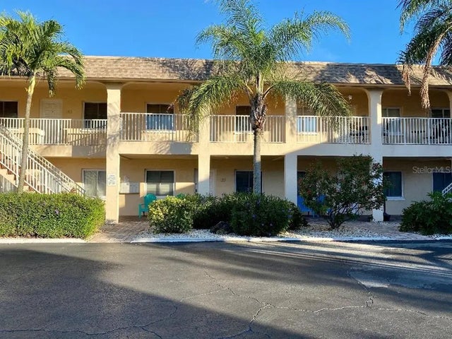 9060 Blind Pass Road 25, ST PETE BEACH