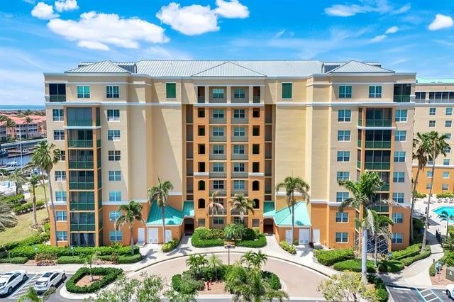 2090 Matecumbe Key Road 1404, PUNTA GORDA