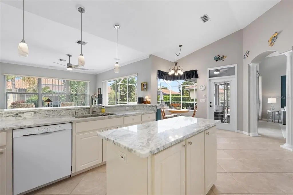 Gulf Shores Realty: 25 5ceebd14c5561ca5a584415533df8a53 l