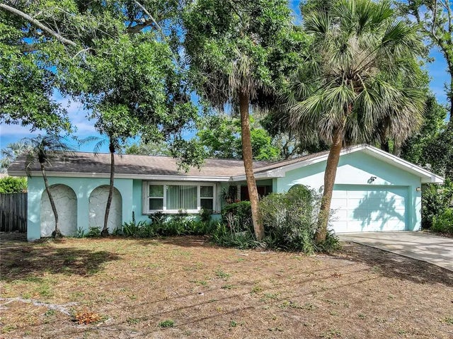 3749 Mckay Creek Drive, LARGO