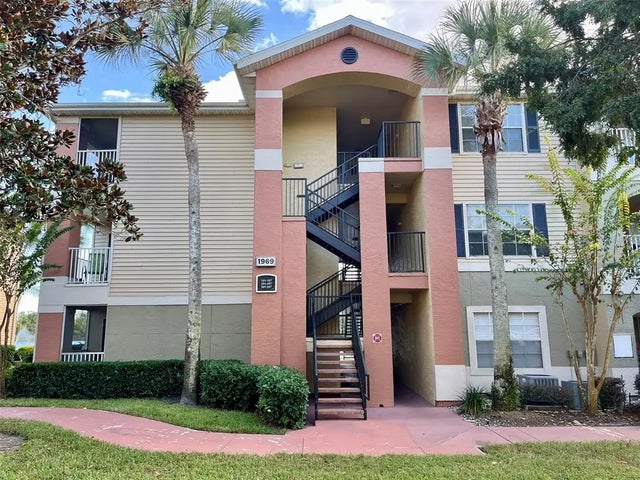 1969 Summer Club Drive 201, OVIEDO