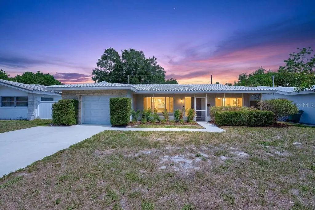 2159 Greenbriar Boulevard, CLEARWATER