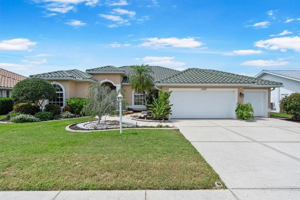 1543 Waterford Drive, VENICE
