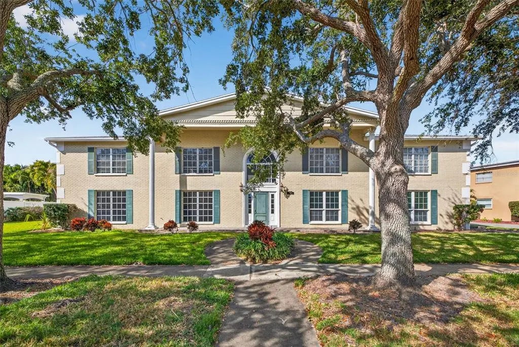 1000 Rafael Boulevard Ne 1, ST PETERSBURG