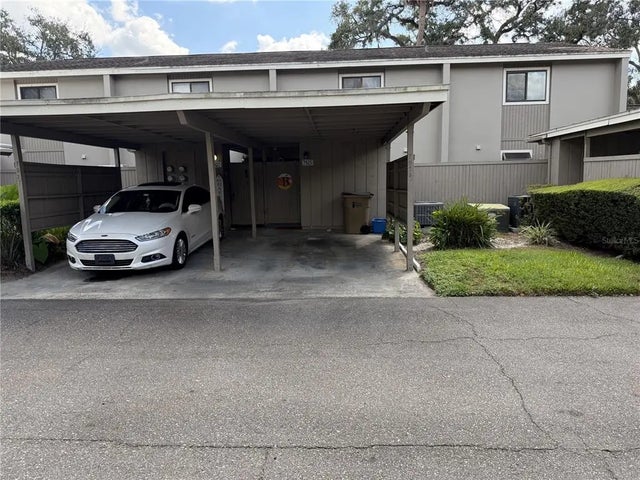 7925 Pine Drive 33, TEMPLE TERRACE